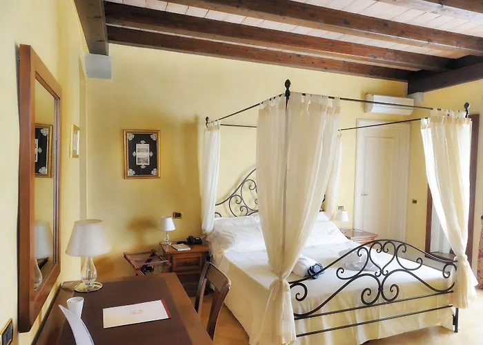 Hotel Relais La Colombara & Wellness 4*